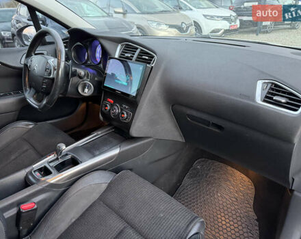 Ситроен С4 2012 в Ивано-Франковске на Automoto.ua Белый Ситроен С4, объемом двигателя 1.56 л и пробегом 263 тыс. км за 7300 $, фото 28 на Automoto.ua