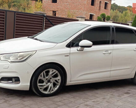 Ситроен С4 2012 в Ивано-Франковске на Automoto.ua Белый Ситроен С4, объемом двигателя 1.56 л и пробегом 263 тыс. км за 7250 $, фото 8 на Automoto.ua