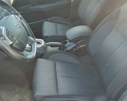 Белый Ситроен С4, объемом двигателя 1.6 л и пробегом 205 тыс. км за 6500 $, фото 16 на Automoto.ua