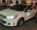 Белый Ситроен С4, объемом двигателя 1.56 л и пробегом 190 тыс. км за 5500 $, фото 1 на Automoto.ua