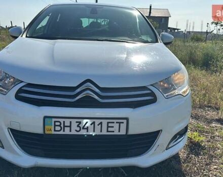Белый Ситроен С4, объемом двигателя 1.6 л и пробегом 180 тыс. км за 7600 $, фото 8 на Automoto.ua