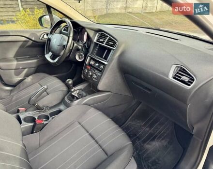 Белый Ситроен С4, объемом двигателя 1.6 л и пробегом 187 тыс. км за 4999 $, фото 19 на Automoto.ua