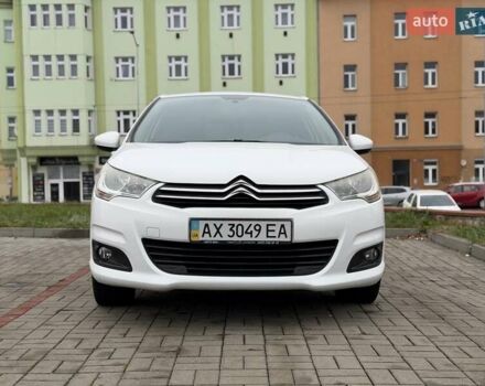 Белый Ситроен С4, объемом двигателя 1.59 л и пробегом 120 тыс. км за 7500 $, фото 11 на Automoto.ua