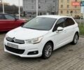 Белый Ситроен С4, объемом двигателя 1.59 л и пробегом 120 тыс. км за 7500 $, фото 4 на Automoto.ua