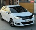 Белый Ситроен С4, объемом двигателя 1.6 л и пробегом 109 тыс. км за 8500 $, фото 2 на Automoto.ua