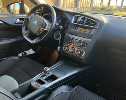 Білий Сітроен С4, об'ємом двигуна 1.6 л та пробігом 294 тис. км за 5900 $, фото 14 на Automoto.ua