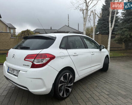 Белый Ситроен С4, объемом двигателя 1.6 л и пробегом 105 тыс. км за 9900 $, фото 2 на Automoto.ua
