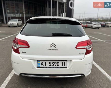 Белый Ситроен С4, объемом двигателя 1.56 л и пробегом 185 тыс. км за 8800 $, фото 5 на Automoto.ua