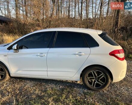 Білий Сітроен С4, об'ємом двигуна 1.6 л та пробігом 294 тис. км за 5900 $, фото 4 на Automoto.ua