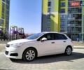 Белый Ситроен С4, объемом двигателя 1.56 л и пробегом 275 тыс. км за 6790 $, фото 1 на Automoto.ua