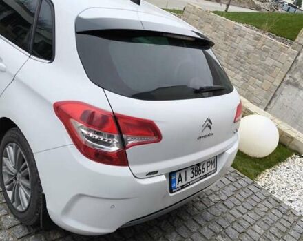 Белый Ситроен С4, объемом двигателя 1.6 л и пробегом 207 тыс. км за 7700 $, фото 4 на Automoto.ua
