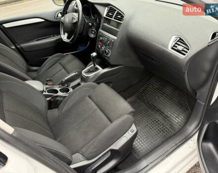 Белый Ситроен С4, объемом двигателя 1.6 л и пробегом 105 тыс. км за 9900 $, фото 19 на Automoto.ua