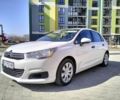 Белый Ситроен С4, объемом двигателя 1.6 л и пробегом 275 тыс. км за 6750 $, фото 1 на Automoto.ua