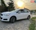 Белый Ситроен С4, объемом двигателя 1.56 л и пробегом 200 тыс. км за 6000 $, фото 1 на Automoto.ua