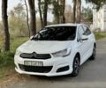 Белый Ситроен С4, объемом двигателя 1.6 л и пробегом 200 тыс. км за 4999 $, фото 1 на Automoto.ua