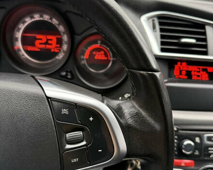 Белый Ситроен С4, объемом двигателя 1.6 л и пробегом 105 тыс. км за 9900 $, фото 9 на Automoto.ua