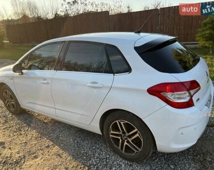 Білий Сітроен С4, об'ємом двигуна 1.6 л та пробігом 294 тис. км за 5900 $, фото 1 на Automoto.ua