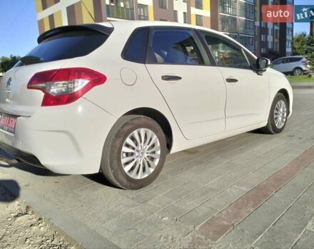 Ситроен С4 2013 в Тернополе на Automoto.ua Белый Ситроен С4, объемом двигателя 1.56 л и пробегом 267 тыс. км за 7250 $, фото 5 на Automoto.ua