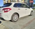 Ситроен С4 2013 в Тернополе на Automoto.ua Белый Ситроен С4, объемом двигателя 1.56 л и пробегом 267 тыс. км за 7250 $, фото 5 на Automoto.ua