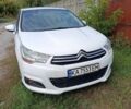 Белый Ситроен С4, объемом двигателя 1.56 л и пробегом 190 тыс. км за 4500 $, фото 1 на Automoto.ua