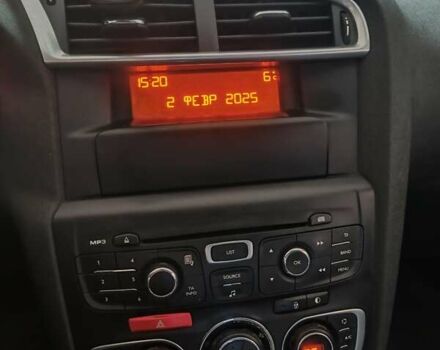 Белый Ситроен С4, объемом двигателя 1.59 л и пробегом 127 тыс. км за 7800 $, фото 16 на Automoto.ua