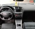 Белый Ситроен С4, объемом двигателя 1.6 л и пробегом 222 тыс. км за 5999 $, фото 8 на Automoto.ua