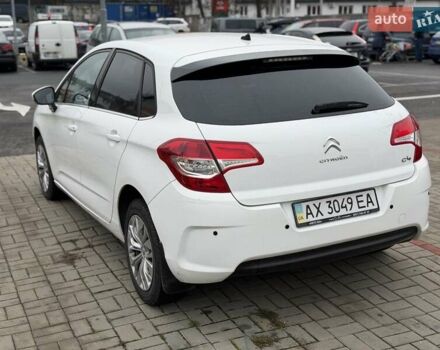 Белый Ситроен С4, объемом двигателя 1.59 л и пробегом 120 тыс. км за 7500 $, фото 6 на Automoto.ua