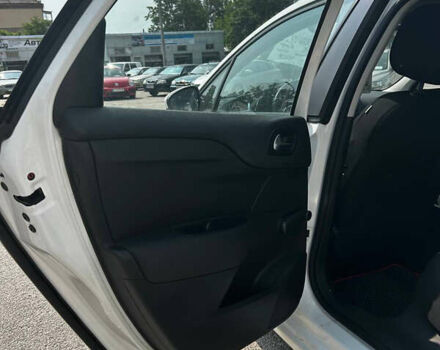 Белый Ситроен С4, объемом двигателя 1.6 л и пробегом 191 тыс. км за 6999 $, фото 11 на Automoto.ua