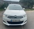 Белый Ситроен С4, объемом двигателя 1.6 л и пробегом 200 тыс. км за 8000 $, фото 1 на Automoto.ua
