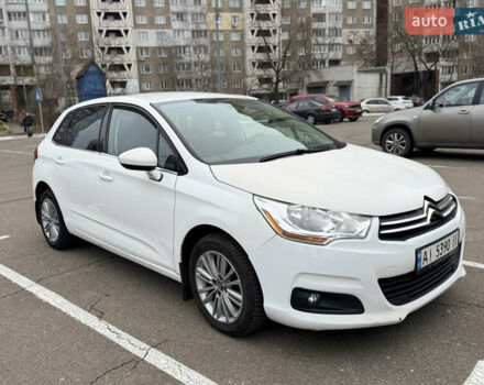 Белый Ситроен С4, объемом двигателя 1.56 л и пробегом 185 тыс. км за 8800 $, фото 2 на Automoto.ua