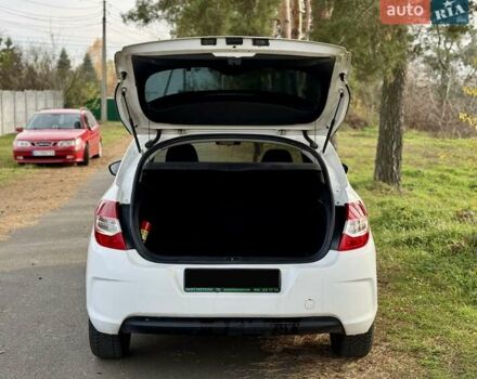 Белый Ситроен С4, объемом двигателя 1.6 л и пробегом 187 тыс. км за 5200 $, фото 7 на Automoto.ua