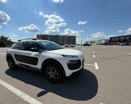 Білий Сітроен С4, об'ємом двигуна 1.6 л та пробігом 157 тис. км за 12000 $, фото 3 на Automoto.ua