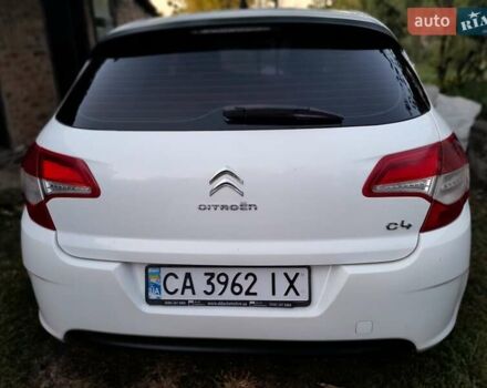 Белый Ситроен С4, объемом двигателя 1.56 л и пробегом 255 тыс. км за 6500 $, фото 3 на Automoto.ua
