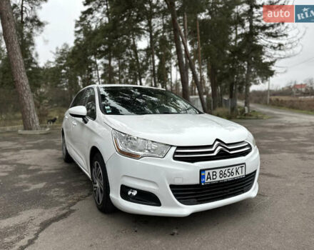 Белый Ситроен С4, объемом двигателя 1.6 л и пробегом 181 тыс. км за 5999 $, фото 1 на Automoto.ua