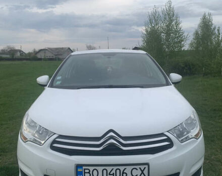 Белый Ситроен С4, объемом двигателя 1.6 л и пробегом 212 тыс. км за 7000 $, фото 2 на Automoto.ua
