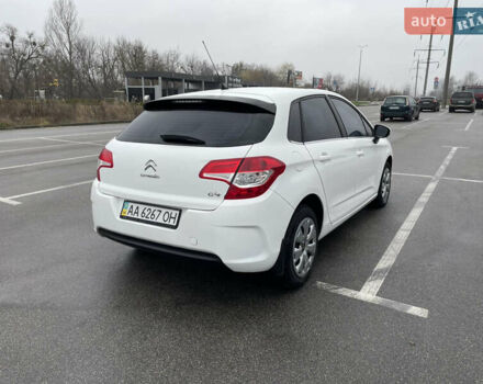 Белый Ситроен С4, объемом двигателя 1.56 л и пробегом 183 тыс. км за 6000 $, фото 4 на Automoto.ua