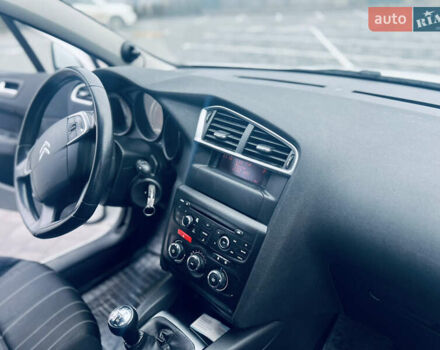 Белый Ситроен С4, объемом двигателя 1.56 л и пробегом 216 тыс. км за 6900 $, фото 6 на Automoto.ua