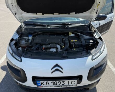 Білий Сітроен С4, об'ємом двигуна 1.6 л та пробігом 157 тис. км за 12000 $, фото 6 на Automoto.ua