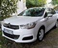 Белый Ситроен С4, объемом двигателя 1.56 л и пробегом 255 тыс. км за 6500 $, фото 1 на Automoto.ua