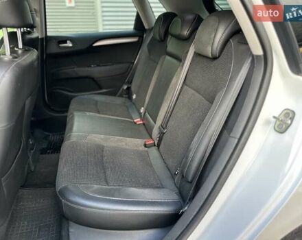 Белый Ситроен С4, объемом двигателя 1.2 л и пробегом 115 тыс. км за 9900 $, фото 28 на Automoto.ua