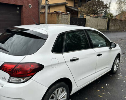 Білий Сітроен С4, об'ємом двигуна 1.2 л та пробігом 62 тис. км за 11000 $, фото 3 на Automoto.ua