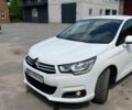 Белый Ситроен С4, объемом двигателя 1.6 л и пробегом 400 тыс. км за 7200 $, фото 1 на Automoto.ua