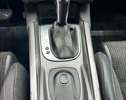 Білий Сітроен С4, об'ємом двигуна 1.2 л та пробігом 62 тис. км за 11000 $, фото 8 на Automoto.ua