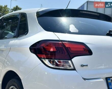 Білий Сітроен С4, об'ємом двигуна 1.56 л та пробігом 137 тис. км за 9900 $, фото 17 на Automoto.ua