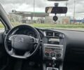 Белый Ситроен С4, объемом двигателя 1.2 л и пробегом 103 тыс. км за 9500 $, фото 5 на Automoto.ua