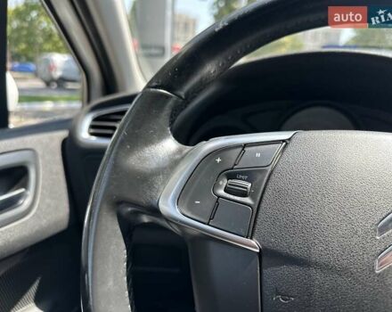 Білий Сітроен С4, об'ємом двигуна 1.56 л та пробігом 137 тис. км за 9900 $, фото 31 на Automoto.ua