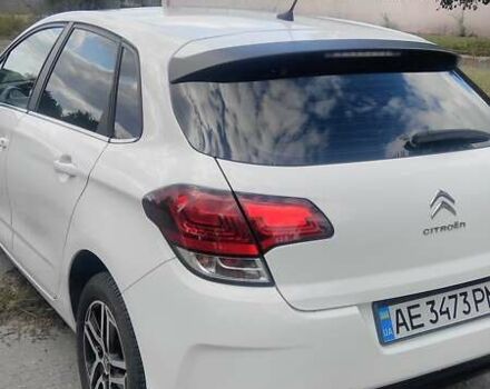 Белый Ситроен С4, объемом двигателя 1.6 л и пробегом 60 тыс. км за 12000 $, фото 12 на Automoto.ua