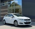 Белый Ситроен С4, объемом двигателя 1.6 л и пробегом 180 тыс. км за 9899 $, фото 1 на Automoto.ua