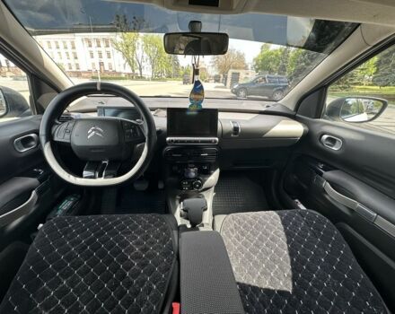 Білий Сітроен С4, об'ємом двигуна 1.2 л та пробігом 89 тис. км за 12500 $, фото 6 на Automoto.ua