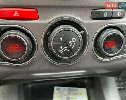 Білий Сітроен С4, об'ємом двигуна 1.56 л та пробігом 259 тис. км за 9200 $, фото 31 на Automoto.ua